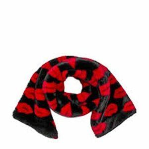Victoria’s Secret large Faux Fur Red Lips Scarf Shawl sz 71" X 16” - NEW in bag